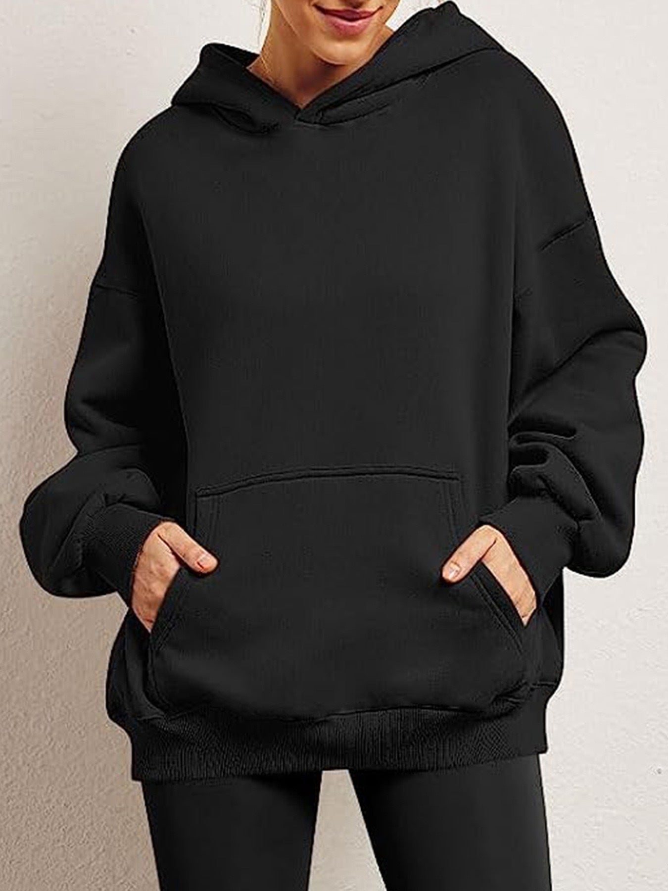 Damen oversized Kapuzenpullover aus weichem Baumwollmix mit praktischen Taschen WW