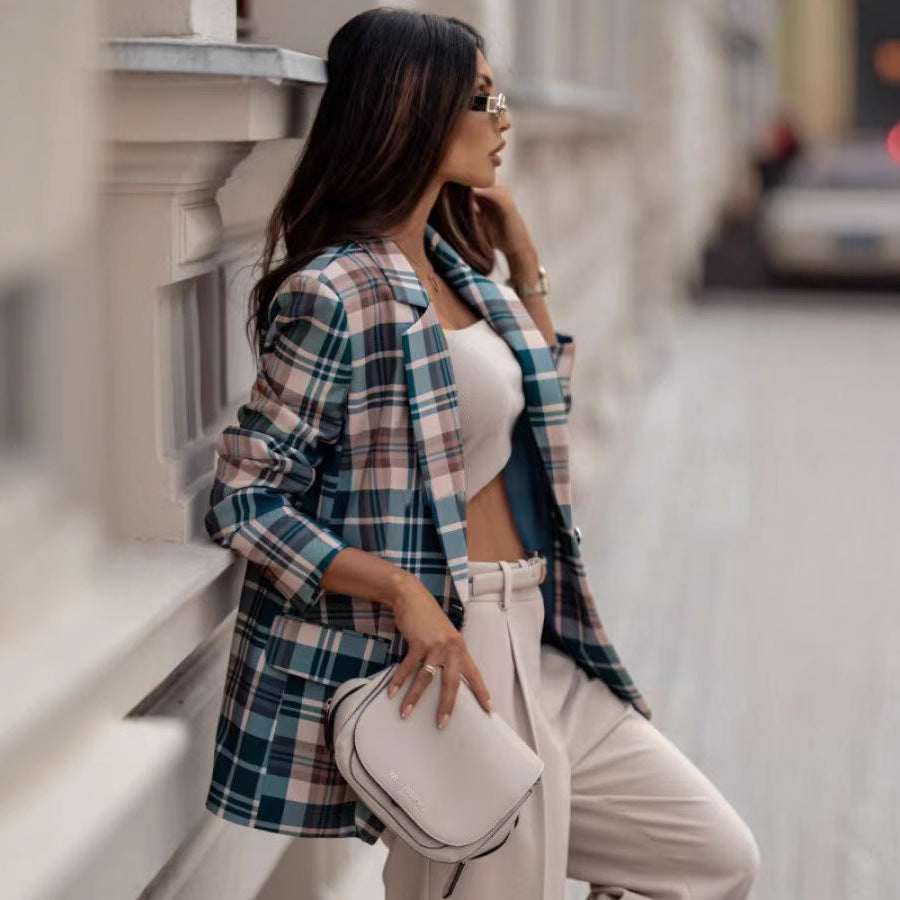 Damen Karierter Blazer mit klassischen Details WW