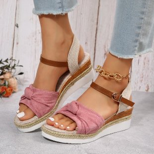 Damen Keilsandaletten mit geflochtenem detail und verstellbarem Riemen WW