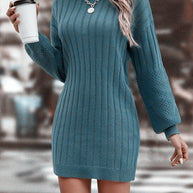 Damen Strickkleid mit hohem Kragen und feinem Rippenmuster WW