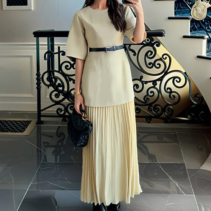 Damen Elegantes Maxikleid mit figurbetontem Oberteil und voluminösem Rock W&W Mode