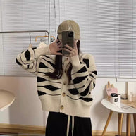 Damen Strickjacke im trendigen Streifenlook WW