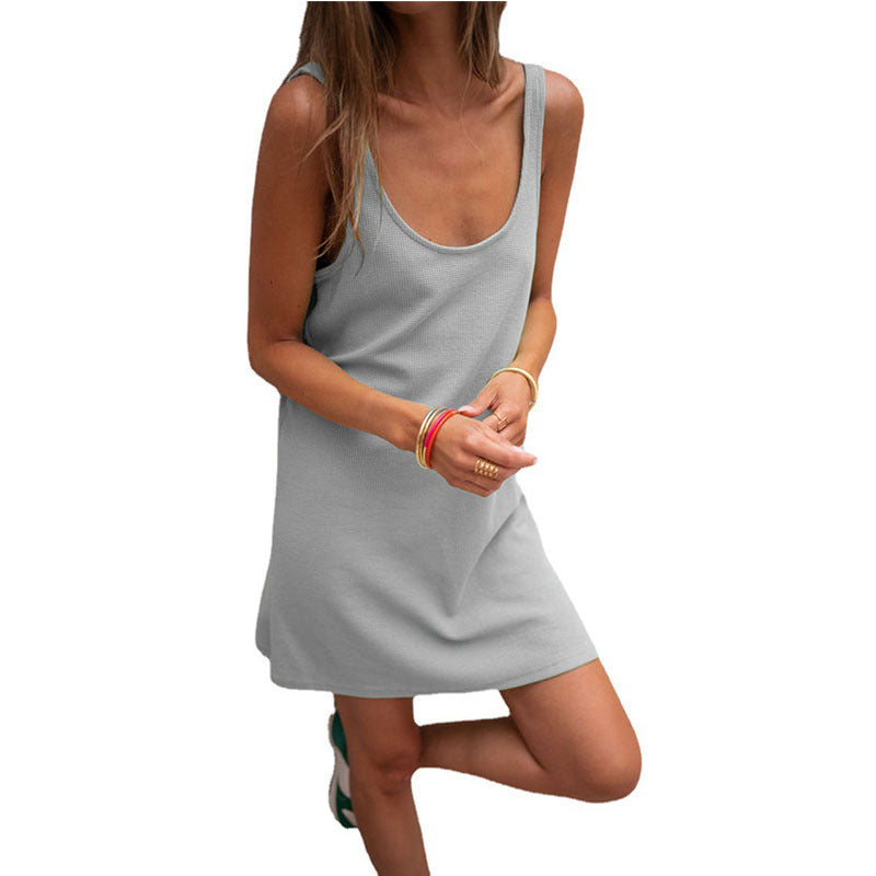 Damen lässiges Kleid im raffinierten Rippschnitt mit tiefem Ausschnitt und schlichtem Design W&W Mode