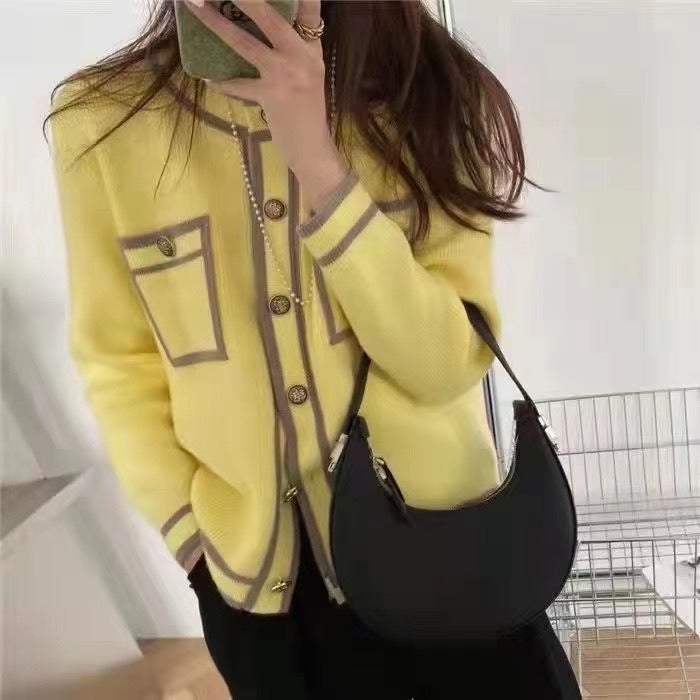 Damen Strickjacke mit Taschen und kontrastierenden Knopfdetails WW