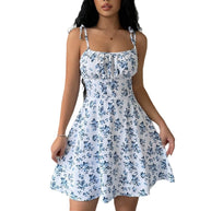 Damen Sommerkleid mit verstellbaren Spaghetti-Trägern und floralen Akzenten W&W