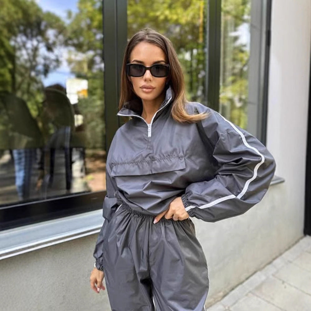 Damen sportlicher Funktionsanzug mit Stehkragen und elastischen Bündchen WW