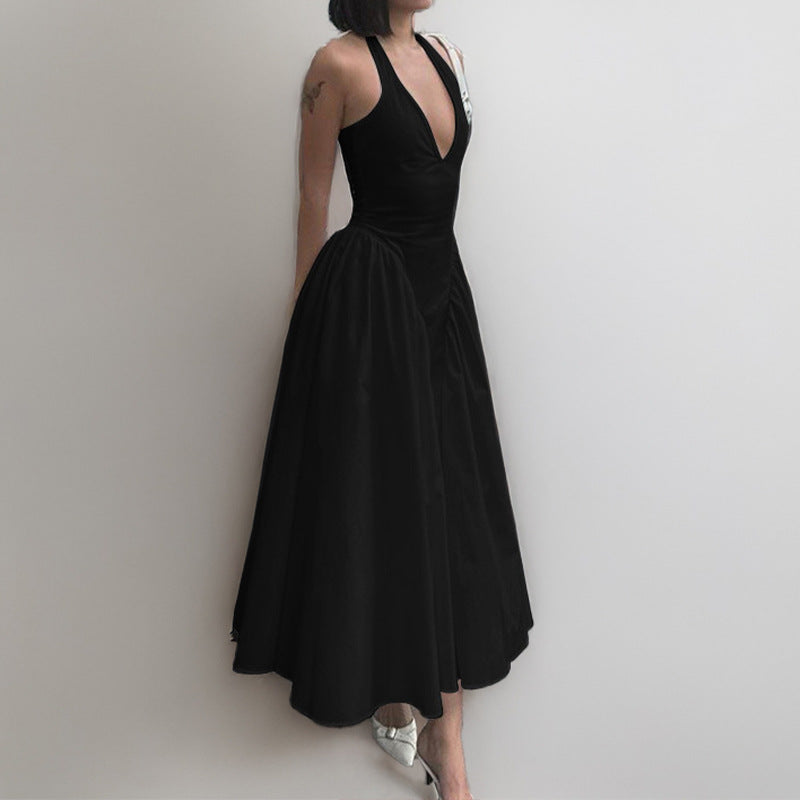 Damen Abendkleid mit tiefem V-Ausschnitt und voluminösem Rock WW