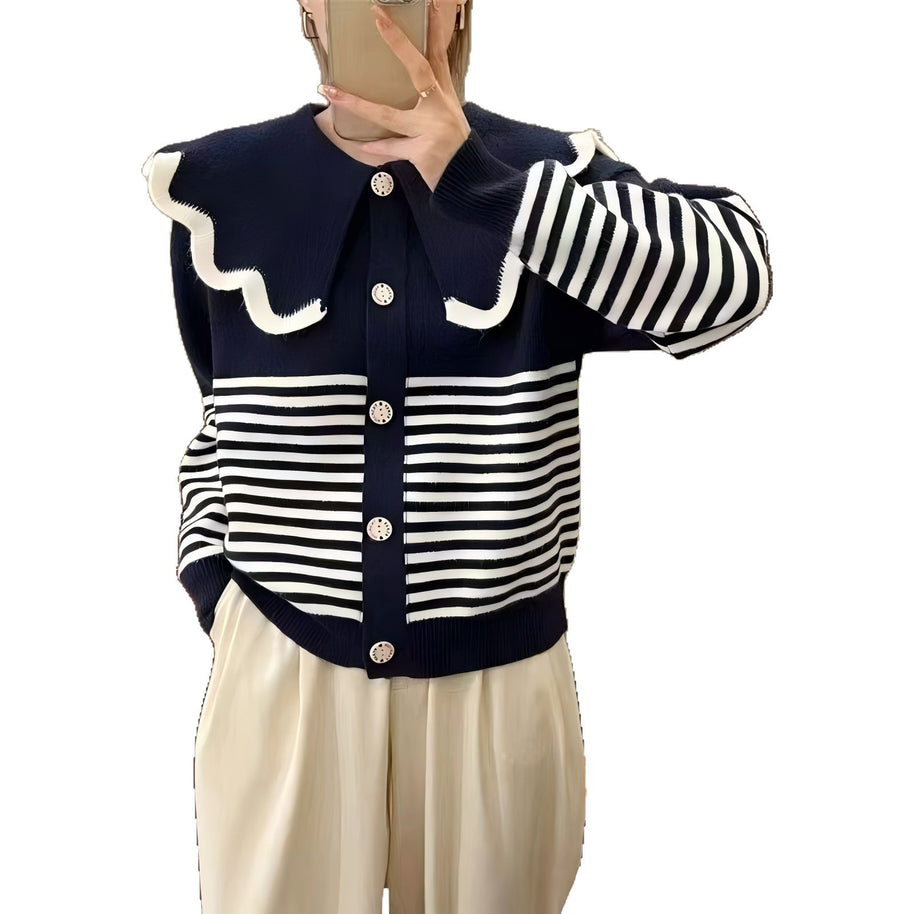 Damen Strickjacke mit großem Rüschenkragen und kontrastierenden Streifen WW