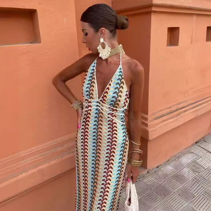 Damen Maxikleid mit tiefem V-Ausschnitt und raffinierten Häkel-Details WW