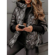Damen Steppjacke mit hohem Kragen und beschichtetem Obermaterial WW