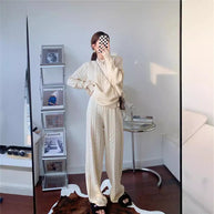 Damen Strickanzug mit Zopfmuster und weiten Beinen WW