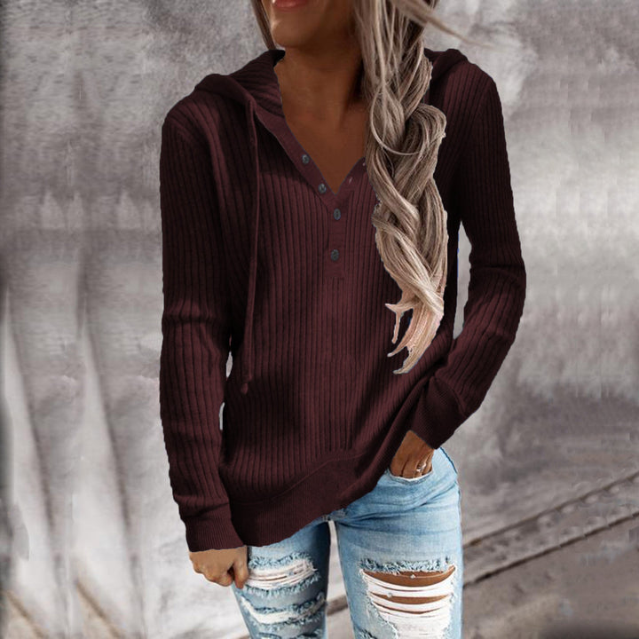 Damen Kapuzenpullover mit strukturiertem Rippdesign und praktischen Knopfdetails W&W Mode