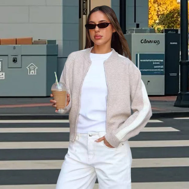 Damen sportlicher Strickpullover mit modischem Streifenmuster WW