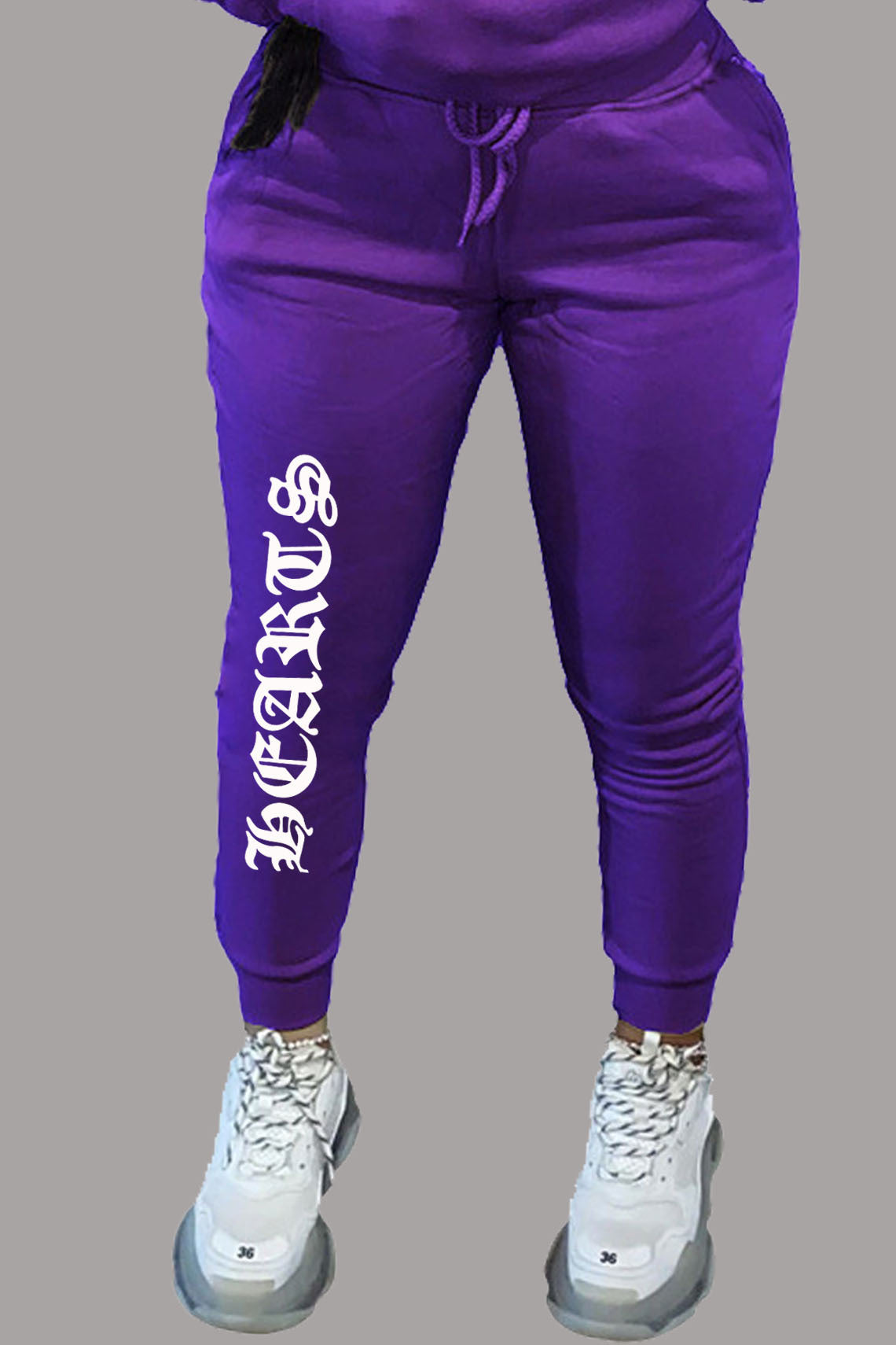 Damen bequeme Sweatpants mit seitlichem Schriftzug WW