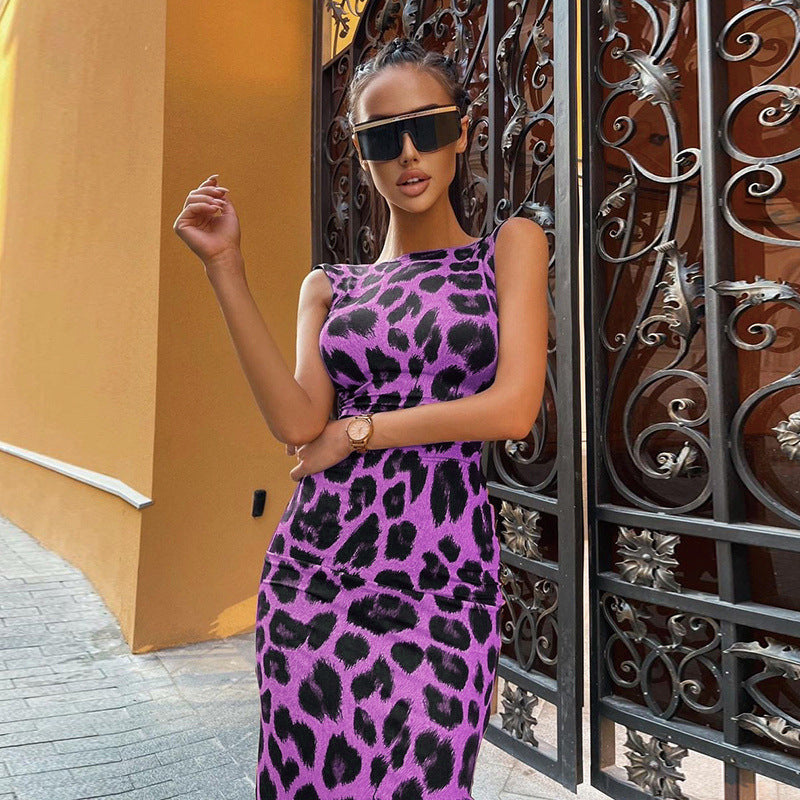 Damen figurbetontes Kleid mit modischem Leopardenmuster und schulterfreier Optik WW