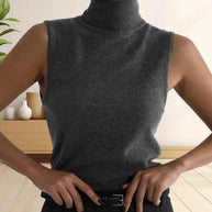 Damen Strickoberteil mit eleganter Knopfleiste und modernen Details WW