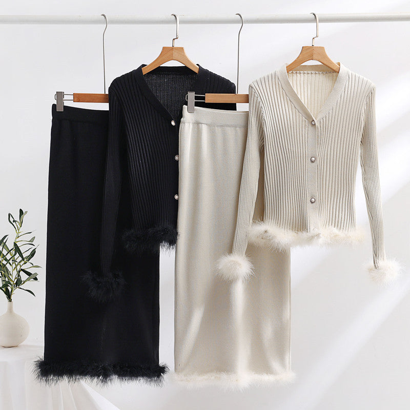 Damen Strickensemble mit feinem Fellbesatz WW