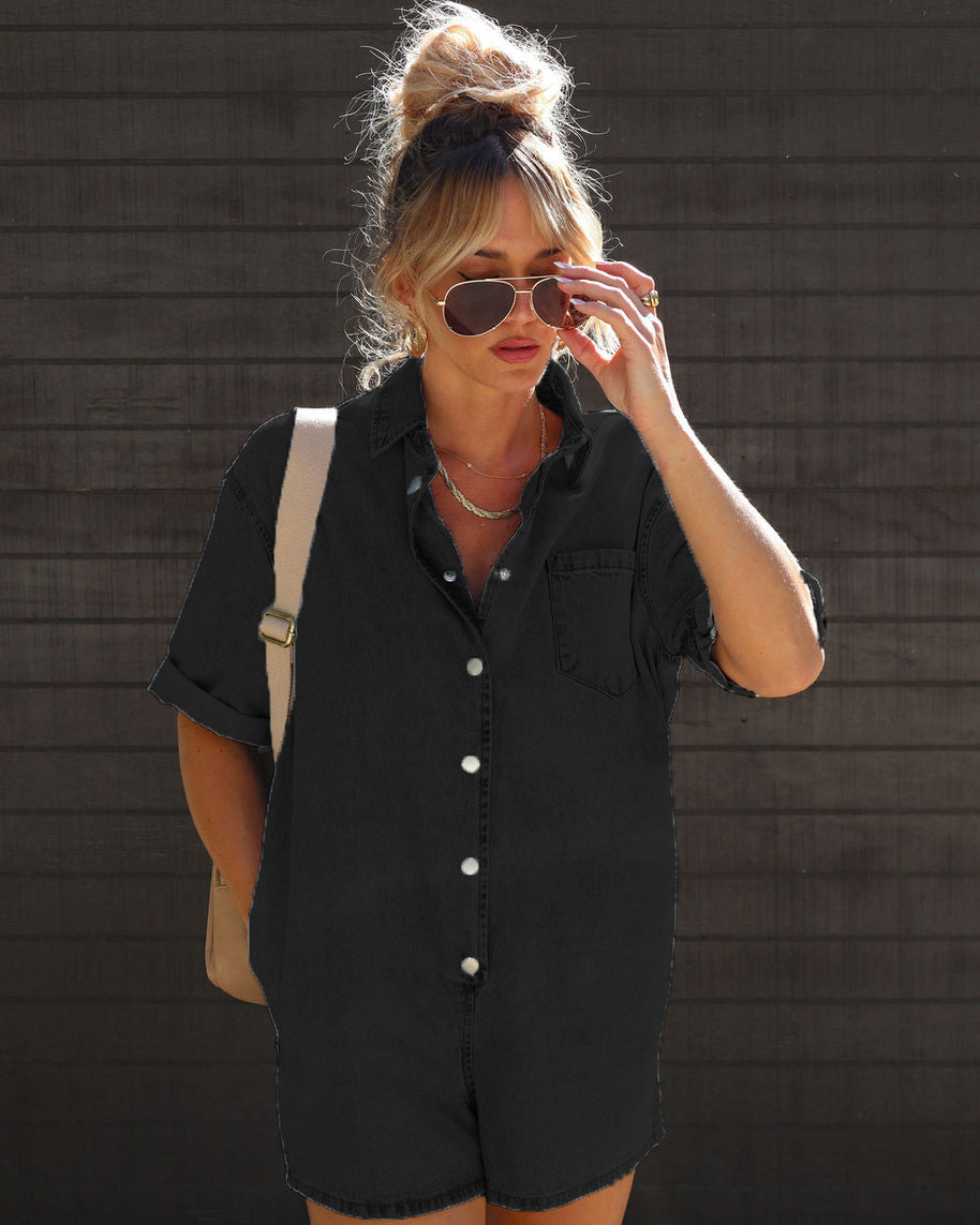 Damen Denim Playsuit mit lässigem Kurzarmdesign und praktischen Taschen WW
