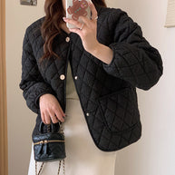 Damen Steppjacke mit praktischem Knopfverschluss und seitlichen Taschen WW