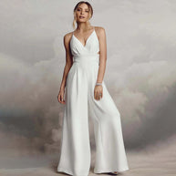 Damen Jumpsuit mit elegantem V-Ausschnitt und fließendem Bein WW