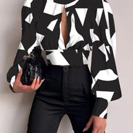 Damen modische Bluse mit grafischem Design WW