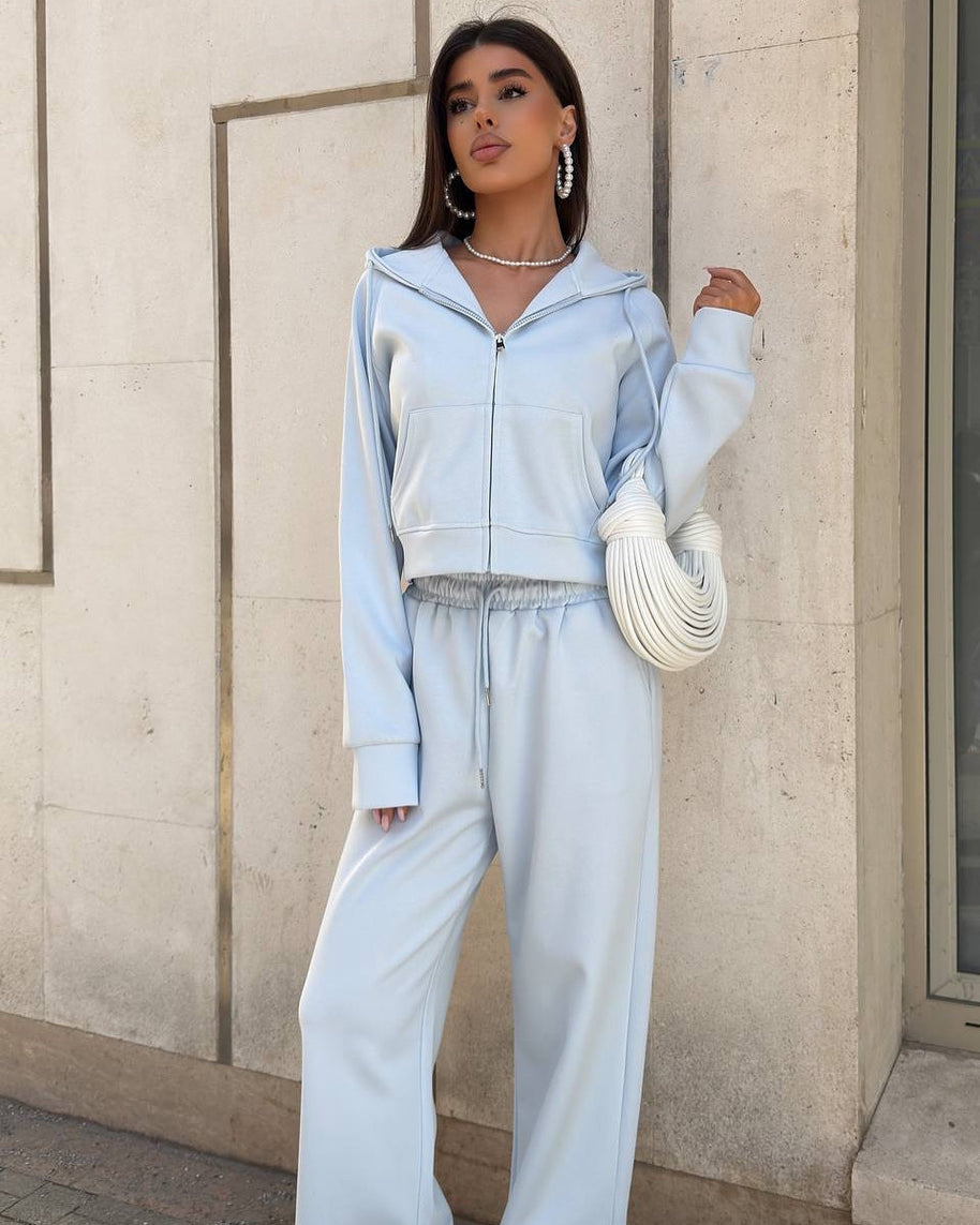 Damen Sportliches Freizeit-Set mit modischem Cropped Hoodie und weiter Hose WW