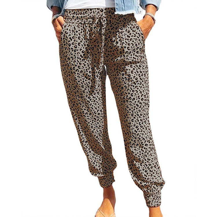 Damen Freizeit-Hose im tierischen Print WW