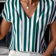 Damen Bluse im elegant gestreiften Design mit modernem V-Ausschnitt und kurzen Ärmeln WW