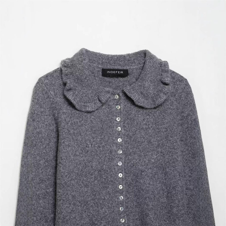 Damen Strickjacke mit dekorativem Kragen und Rüschendetails WW