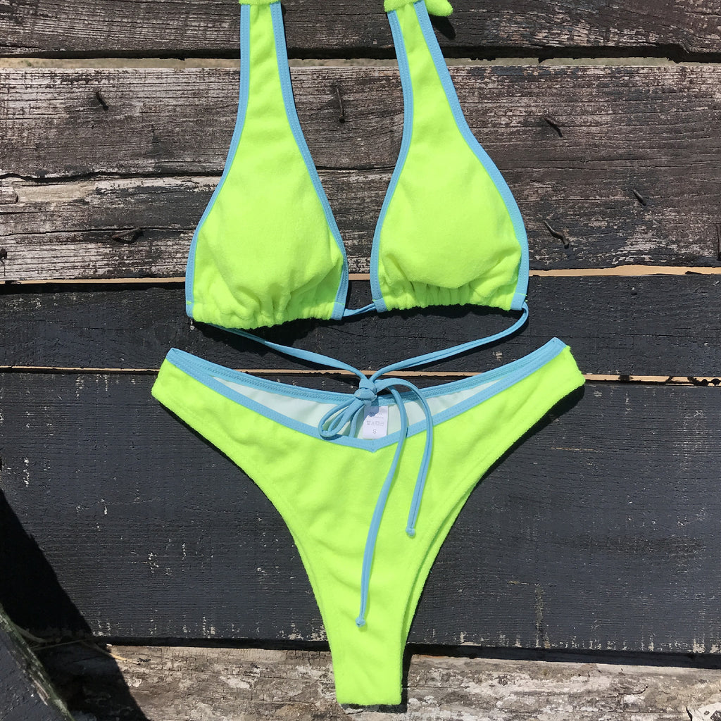 Damen Bikini-Set mit raffiniertem Triangel-Design und verstellbaren Trägern WW