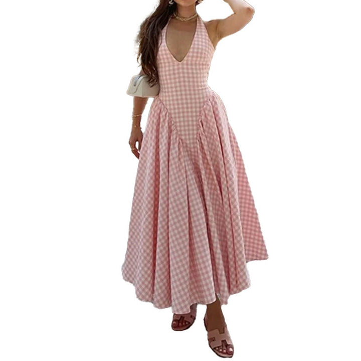Damen Maxikleid mit elegantem V-Ausschnitt und fließendem Tellerrock W&W Mode