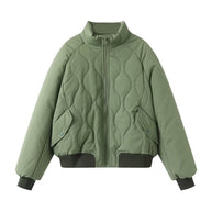 Damen Steppjacke im sportlichen Design mit hohem Kragen und elastischen Bündchen WW