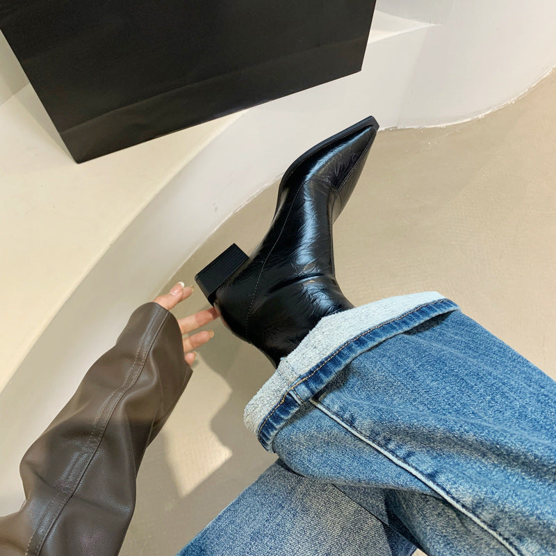 Damen Ankle Boots mit spitzer Zehenpartie und elegantem Blockabsatz WW