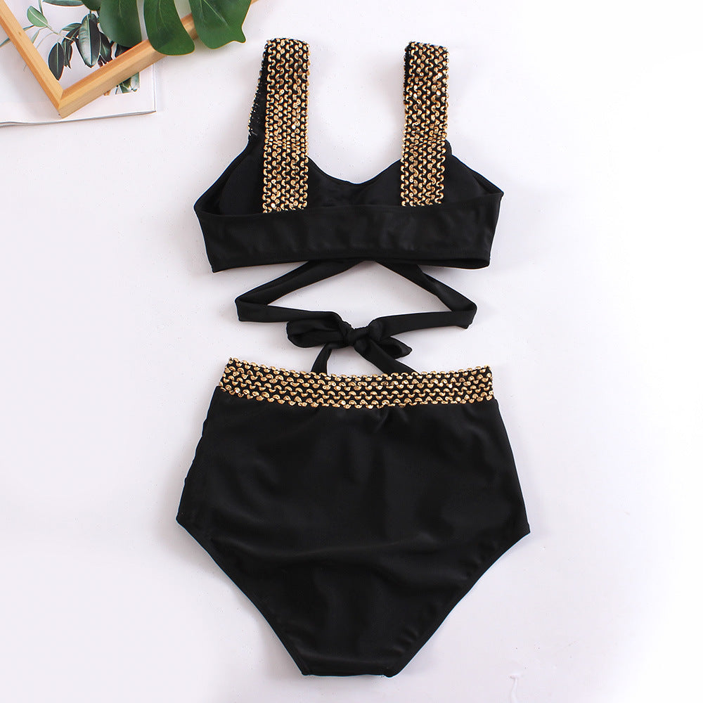 Damen Hochgeschnittener Bikini mit modischem Wickeloberteil und glamourösen Akzenten WW