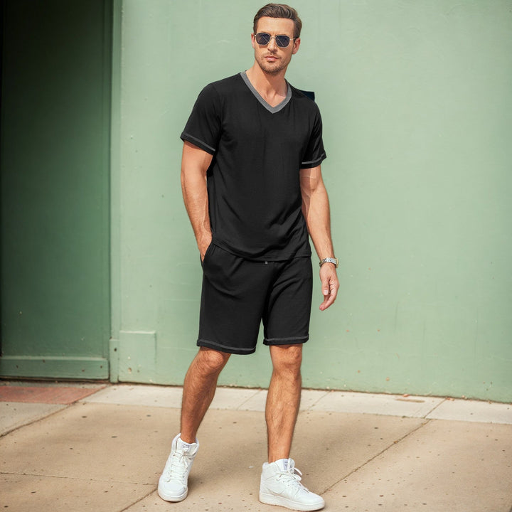 Herren lässiges Freizeit-Set aus atmungsaktivem Material mit modernem V-Ausschnitt W&W Mode