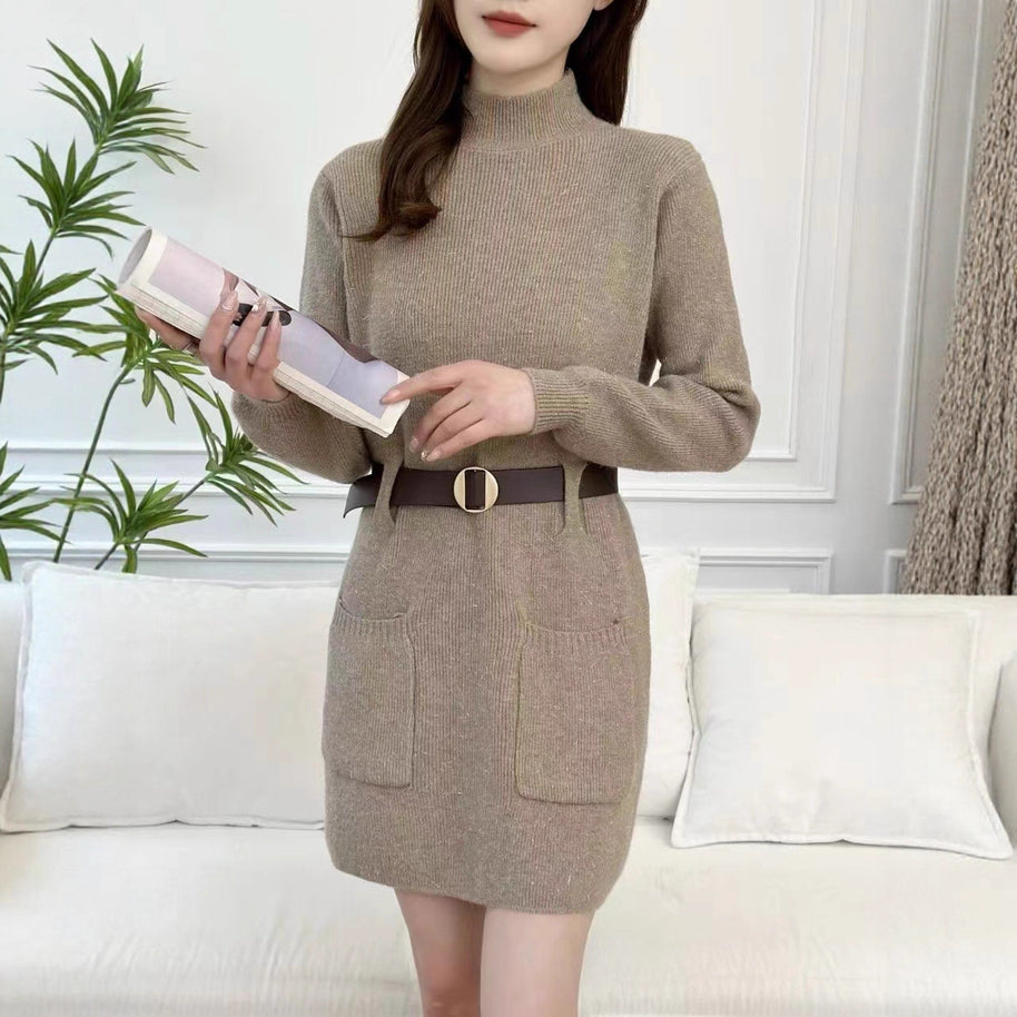 Damen Strickkleid mit hochgeschlossenem Kragen und praktischen Taschen WW