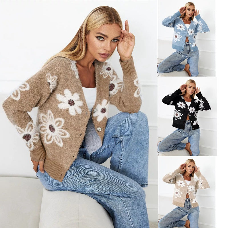 Damen Strickjacke mit floralen Mustern und eleganten Knopfdetails WW