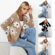 Damen Strickjacke mit floralen Mustern und eleganten Knopfdetails WW