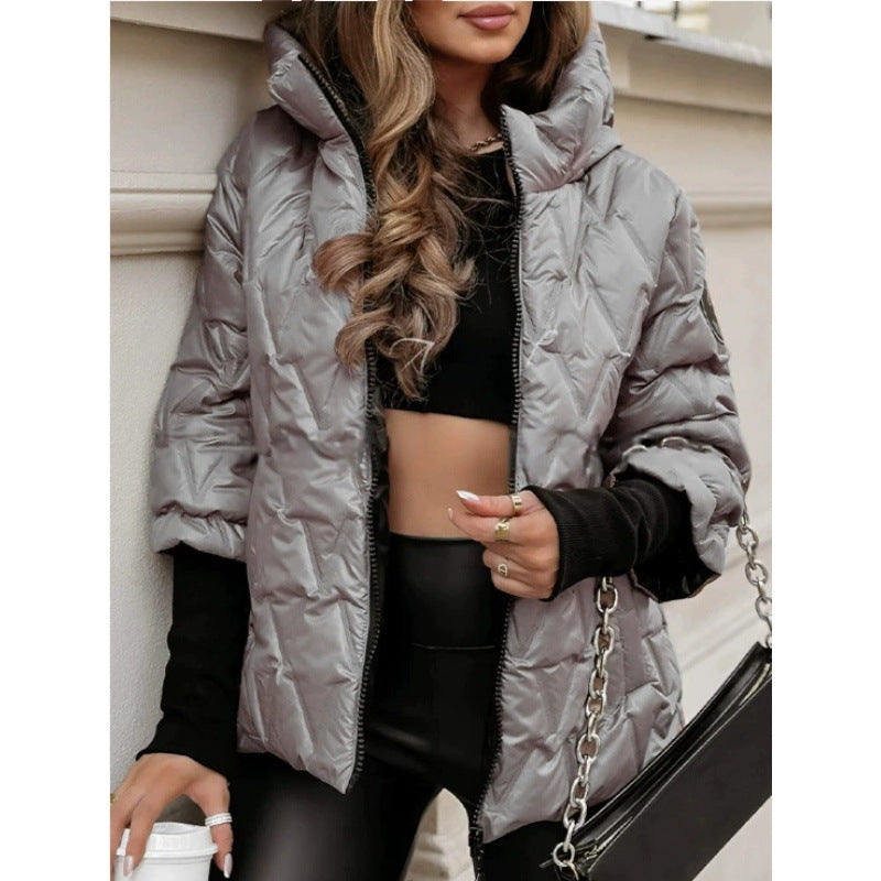Damen Steppjacke mit hohem Kragen und beschichtetem Obermaterial WW