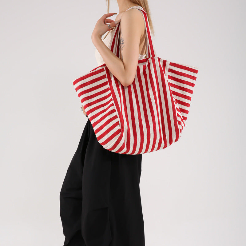 Damen Strandtasche mit großzügigem Innenraum und robustem Material WW