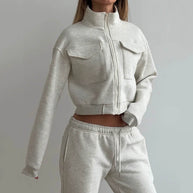 Damen sportliches Zweiteiler Set mit hohem Kragen und praktischen Taschen WW
