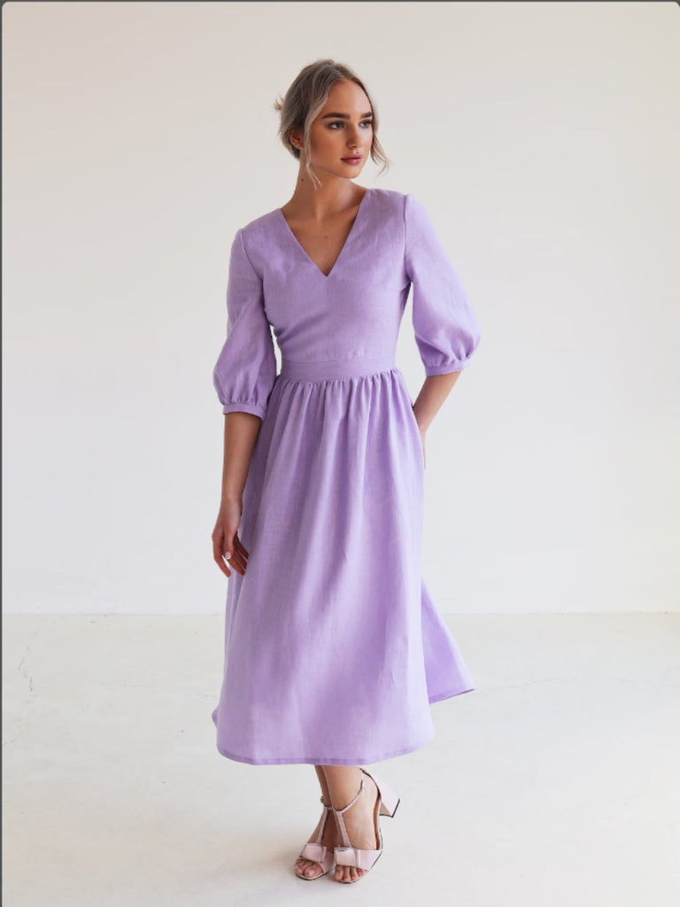 Damen Leinenkleid mit elegantem V-Ausschnitt und lockerem Schnitt WW