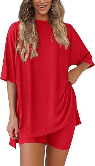 Damen Bequeme Oversized T-Shirt mit Seitenschlitzen WW
