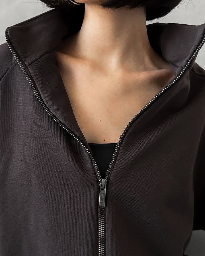 Damen sportliches Set mit attraktiven Kontraststreifen und weitem Schnitt WW