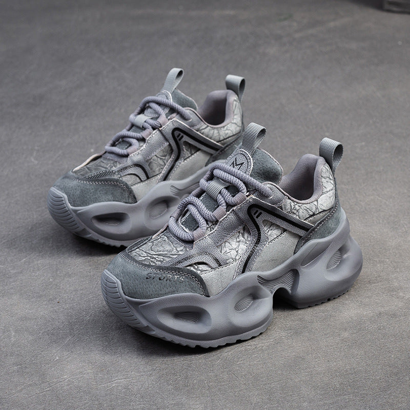 Damen Sportliche Chunky Sneakers mit stilvollem Oberflächen-Design und dämpfendem Sohlenprofil WW