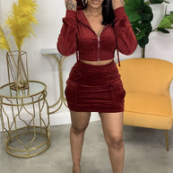 Damen Sportliches Velours zwei-teiliges Set mit Kapuzensweater und kurzer Rockhose WW