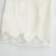 Damen Minirock mit raffiniertem Spitzenbesatz und elegantem Schnitt WW