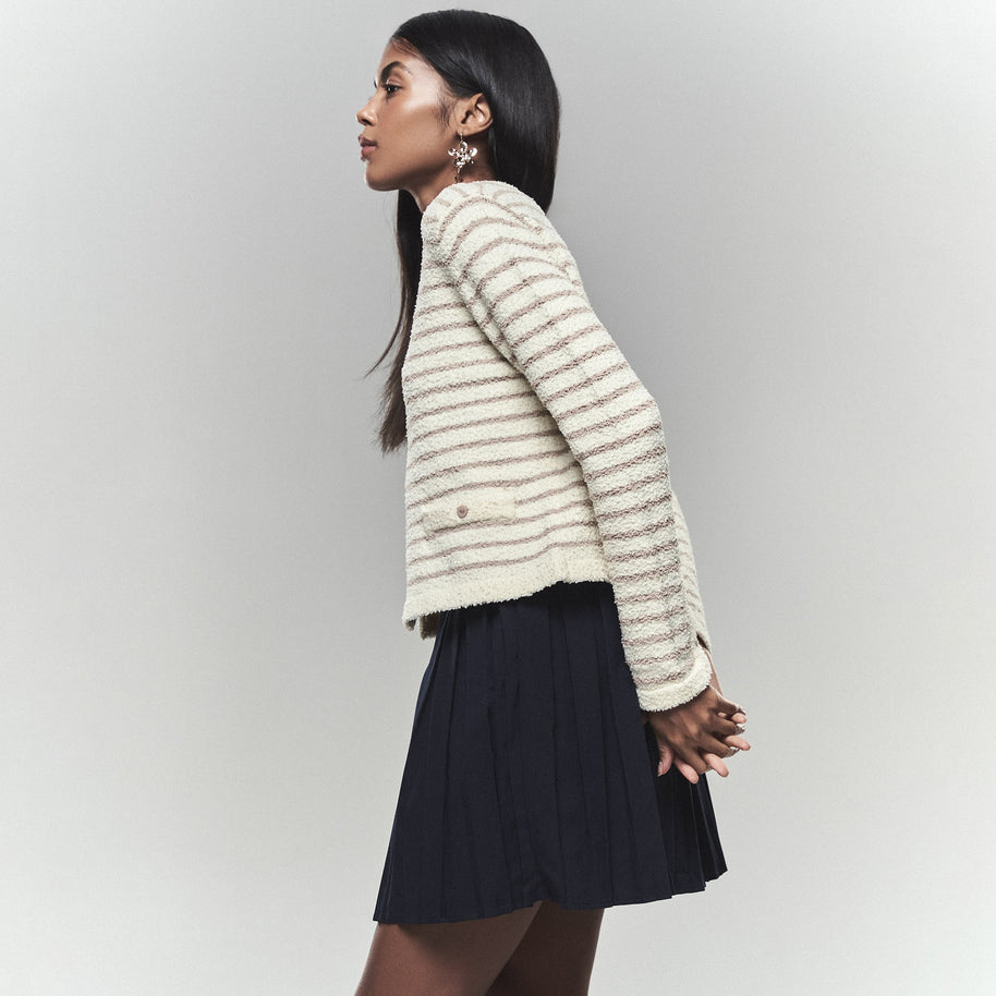 Damen Strickjacke mit eleganten Knopfdétails und lässigem Schnitt WW