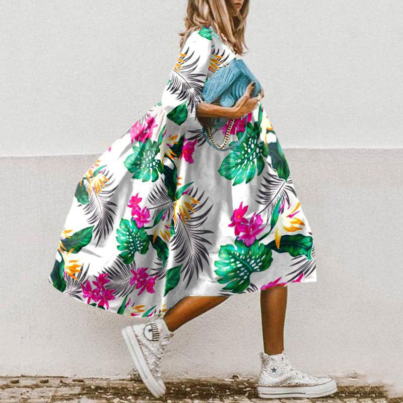 Damen Maxikleid mit blumenmotivierten Details und schwingendem Saum WW