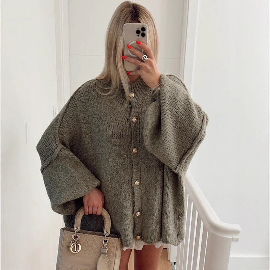 Damen Strickjacke mit oversized Schnitt und eleganten Knopfdetails WW
